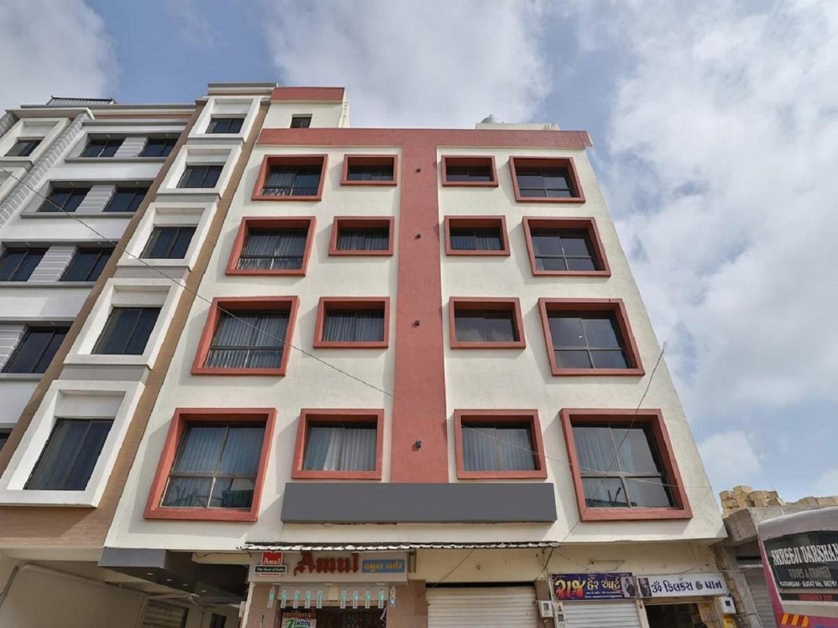 Hotel Kuber Dwārka 외부 사진